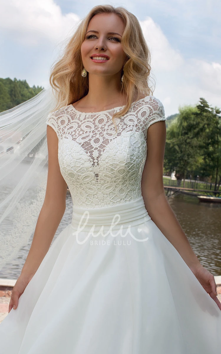 A-Line Cap Sleeve Tulle Wedding Dress with Appliques Elegant Bridal Gown