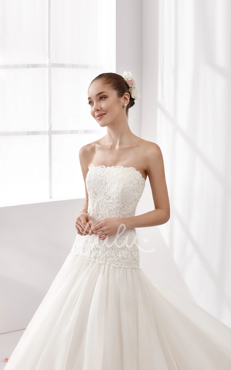 Lace Bodice Puffy Skirt Wedding Dress with High Neck and Half Sleeves