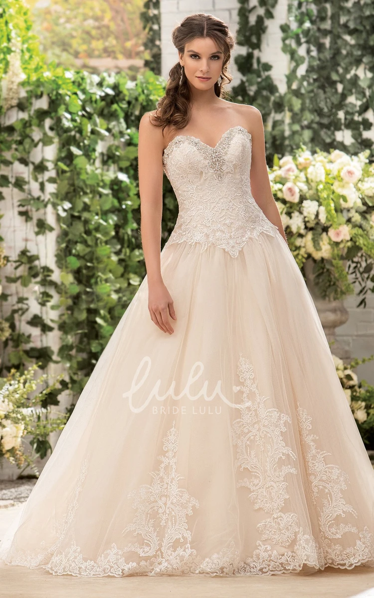 A-Line Sweetheart Wedding Dress with Appliques and Pleats Elegant Bridal Gown