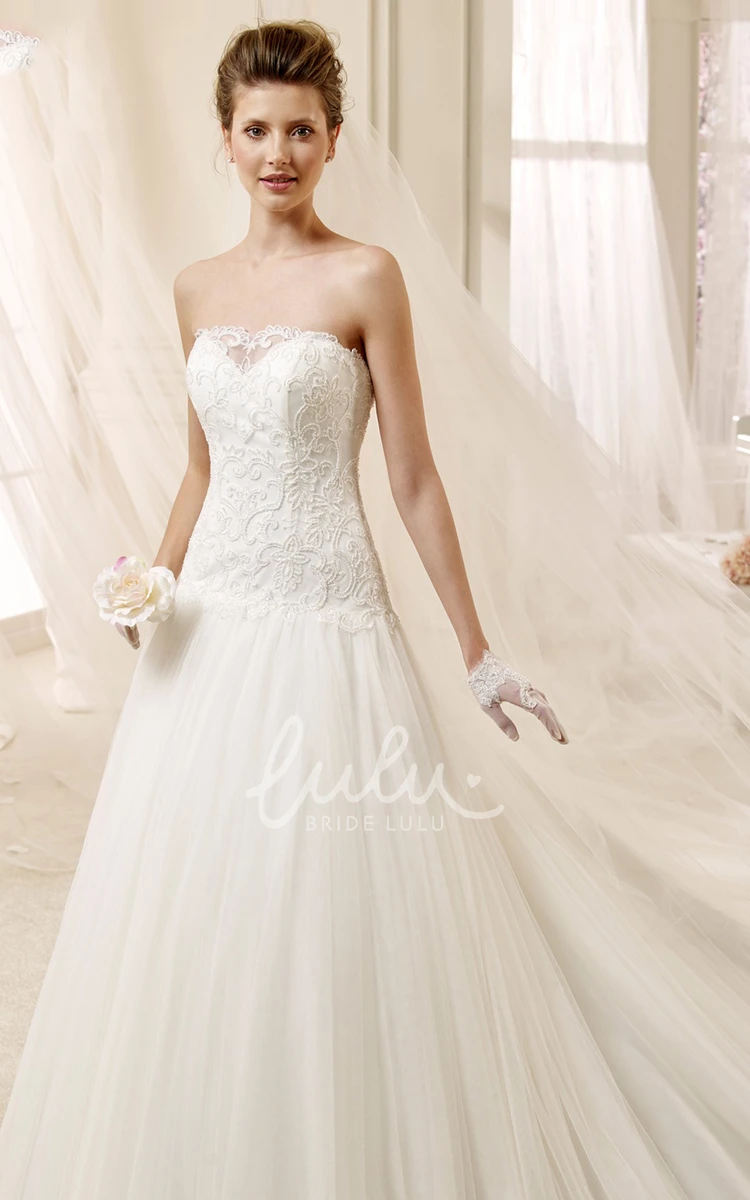 Strapless A-line Wedding Dress with Lace Bodice and Brush Train Simple Style