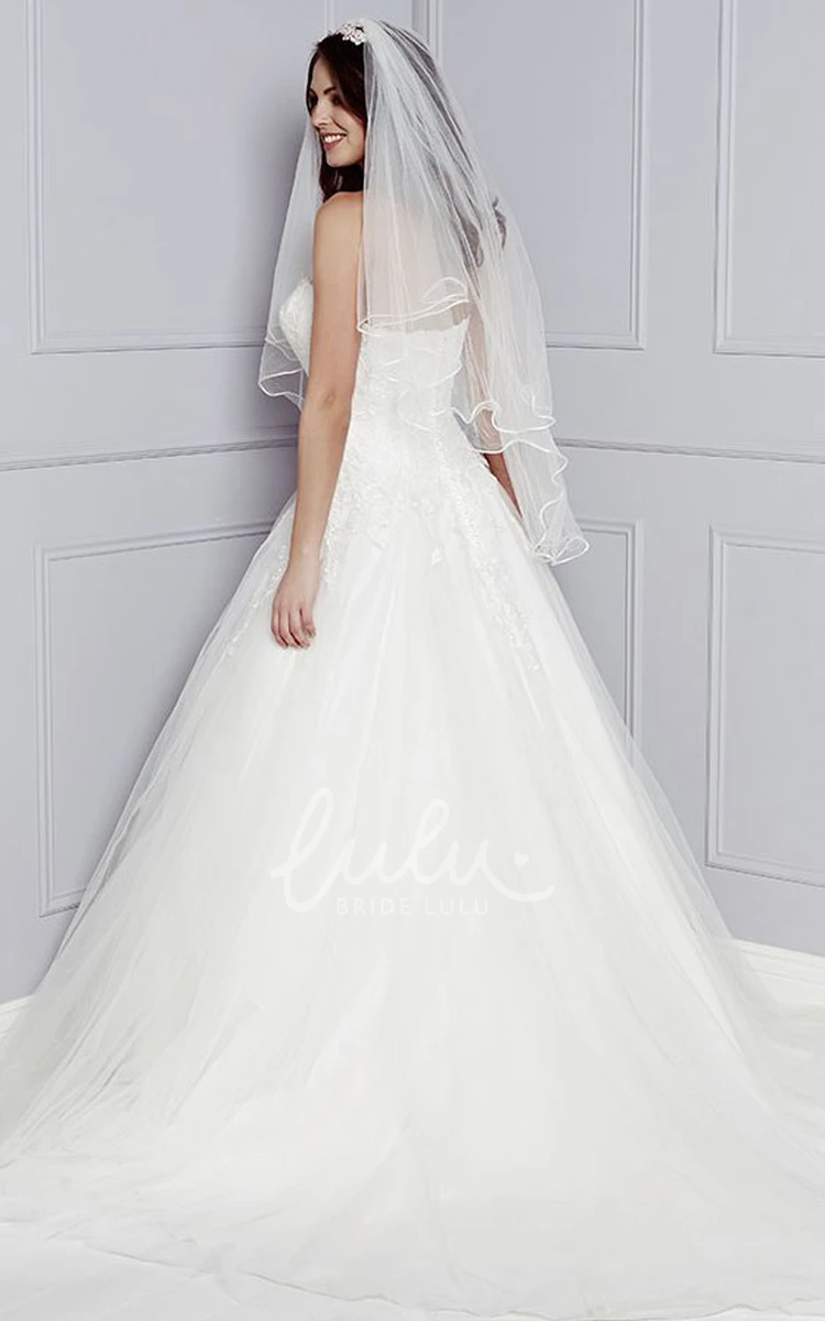 Sleeveless Strapped A-Line Tulle Wedding Dress with Appliques and Long Length
