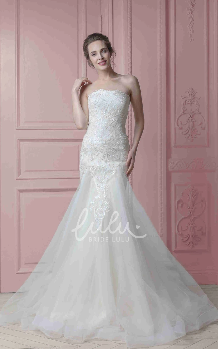 A-Line Embroidered Strapless Tulle Wedding Dress with Ruffles Floor-Length Sleeveless