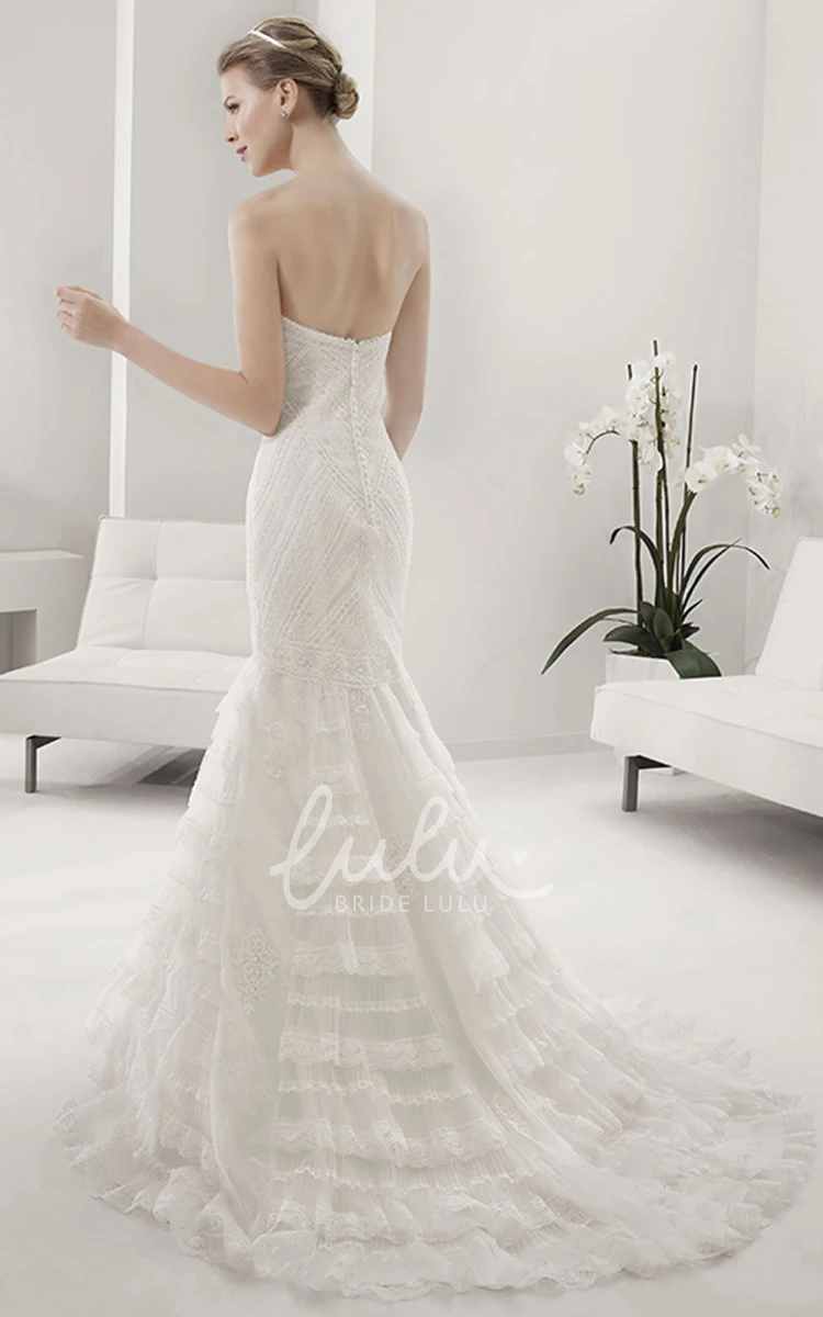 Layered Tulle Mermaid Wedding Dress with Sweetheart Neckline and Lace Accents
