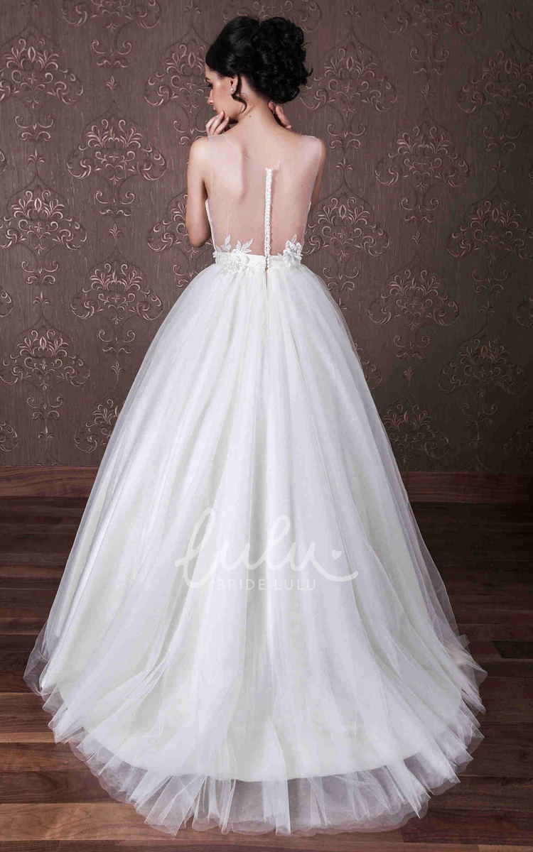 Ball Gown Tulle Wedding Dress With Lace Sleeveless Scoop-Neck Classic