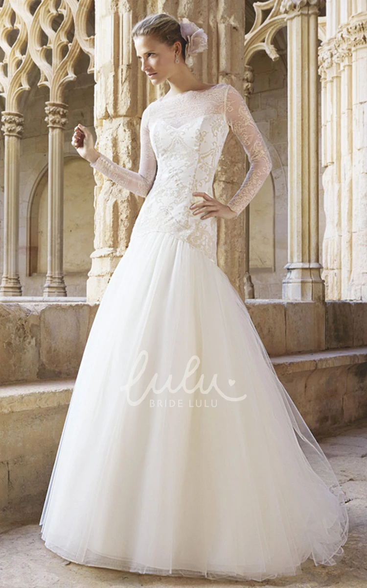 Bateau Neck A-Line Tulle Wedding Dress with Appliques and Long Sleeves