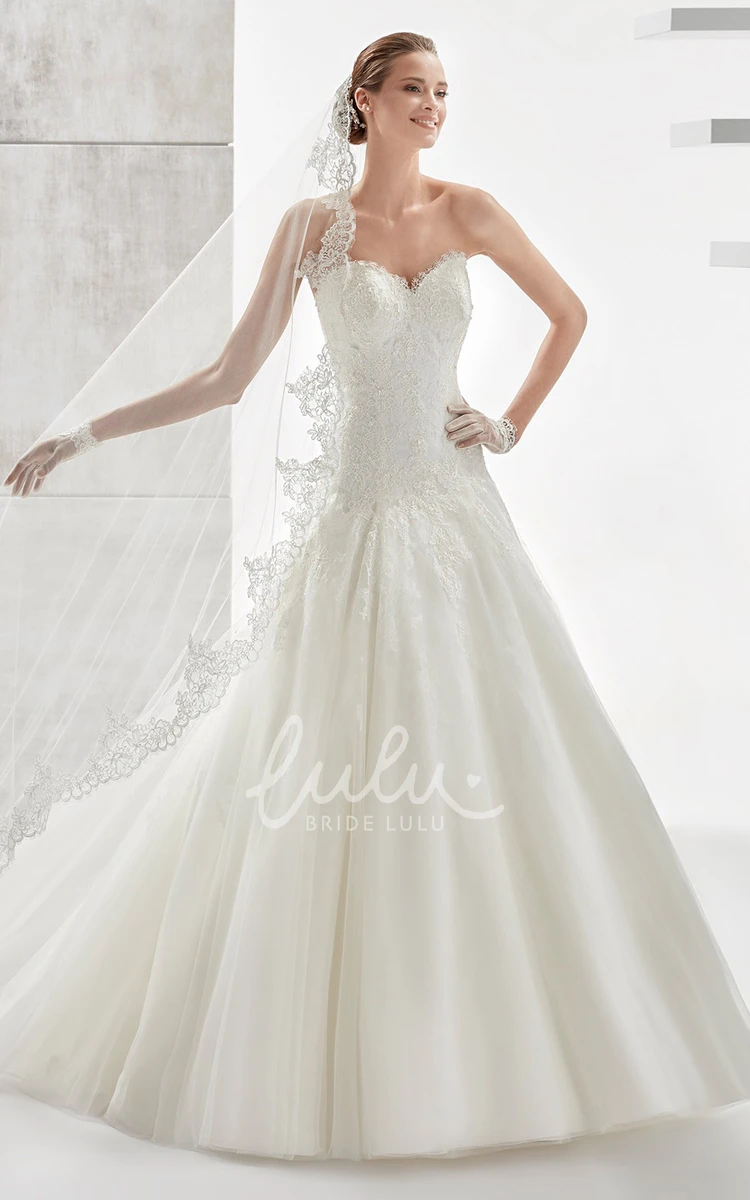 Brush Train Waist-drop Wedding Dress Sweetheart & Flowy