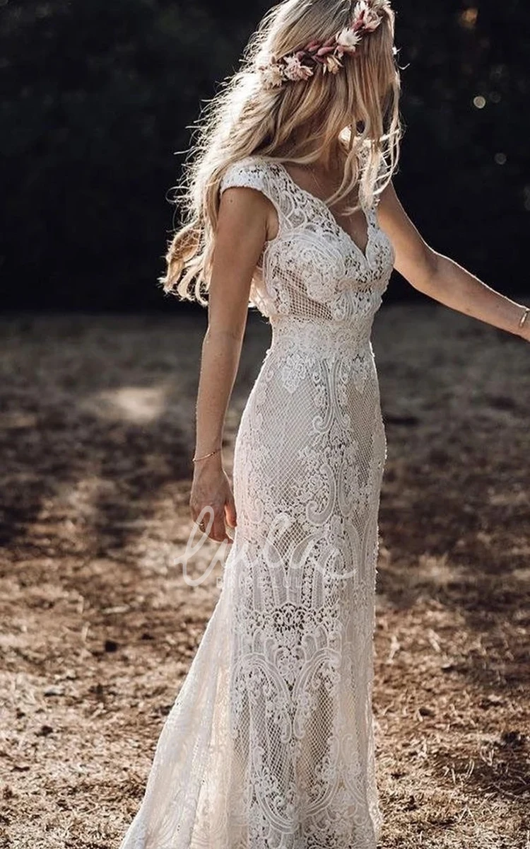 Elegant Country Boho Lace Mermaid Wedding Dress Rustic Vintage Short Cap Sleeve V-Neck Barn Garden Forest Gown with Low Back Court Train