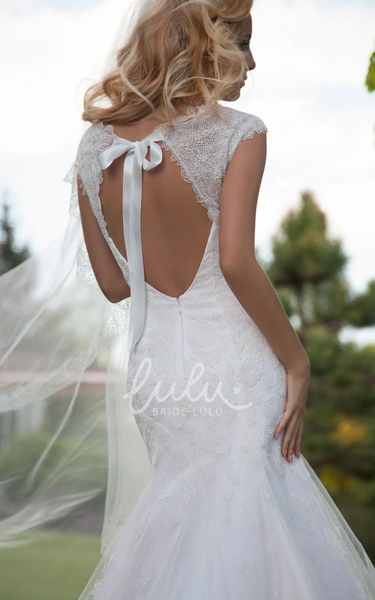 Sleeveless Lace Mermaid Wedding Dress with V-Neck and Keyhole