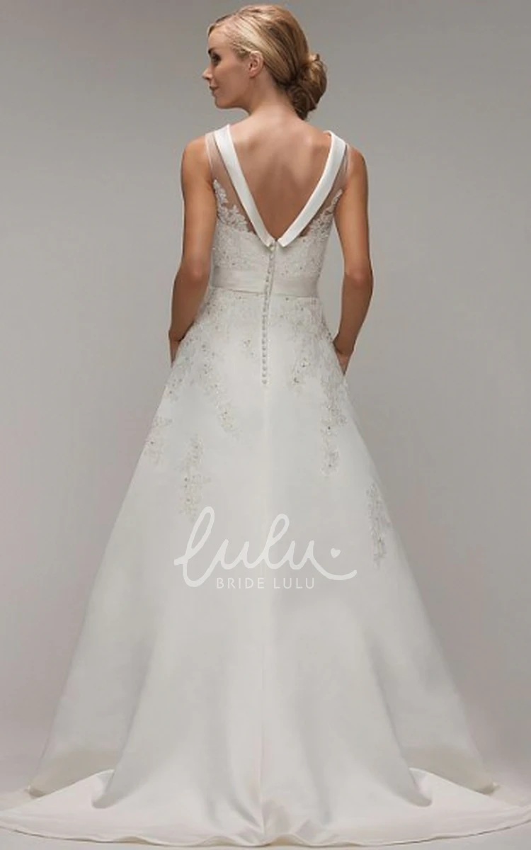 Appliqued A-Line Wedding Dress with Scoop Neck and Waist Jewelry Classic Bridal Gown