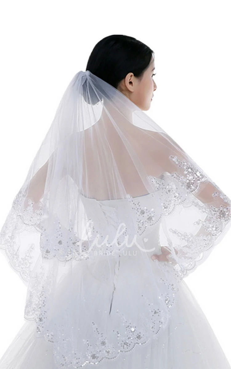 Elegant Lace Applique Hair Comb Bridal Veil with Beautiful Soft Tulle Wedding Dress