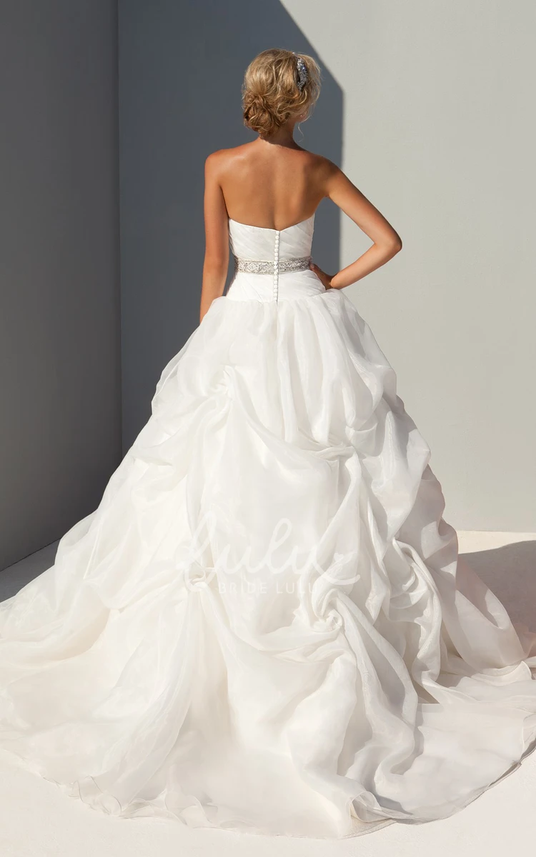 Sleeveless Sweetheart Organza Wedding Dress with Pick Up and Waist Jewelry Ball Gown Floor-Length Criss-Cross