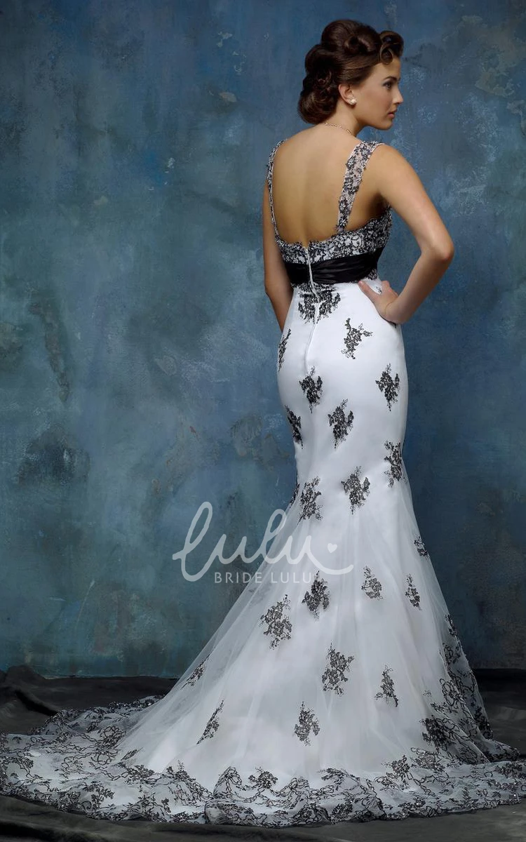 Trumpet Wedding Dress with Appliques and Brooch Long Tulle & Satin Sleeveless