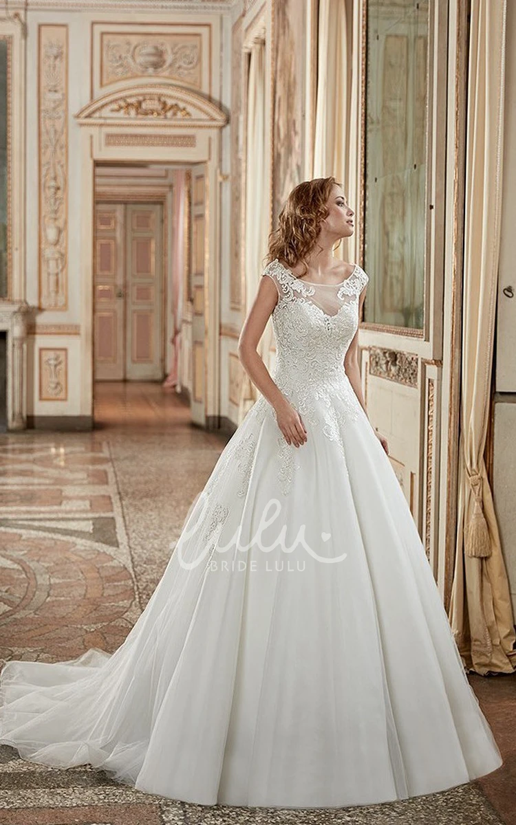 A-Line Tulle Wedding Dress with Scoop Neck and Appliques