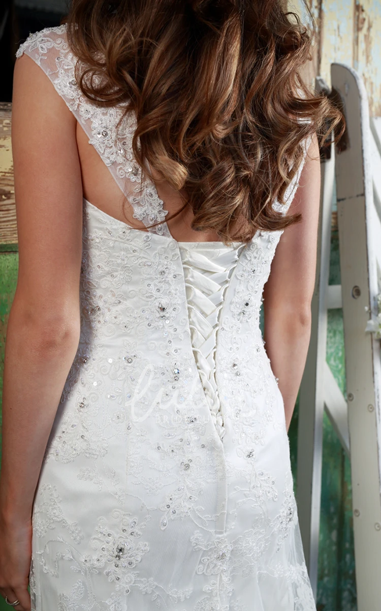 Cap-Sleeve Appliqued Lace Sweetheart Wedding Dress Flowy Bridal Gown with Lace Up Back