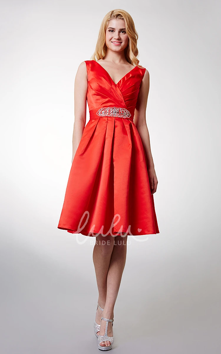 Knee-Length Satin Dress with A-Line Silhouette and Shiny Sash Detail